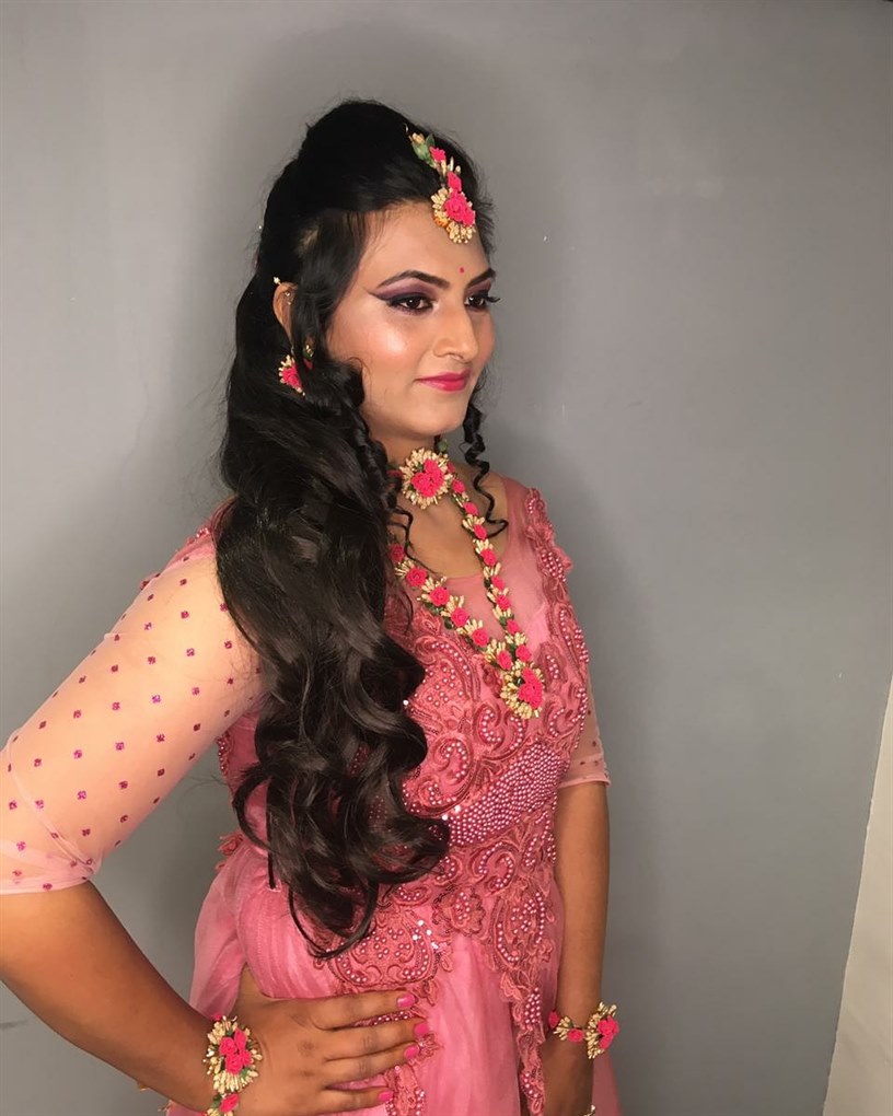 roopa 2.jpg
